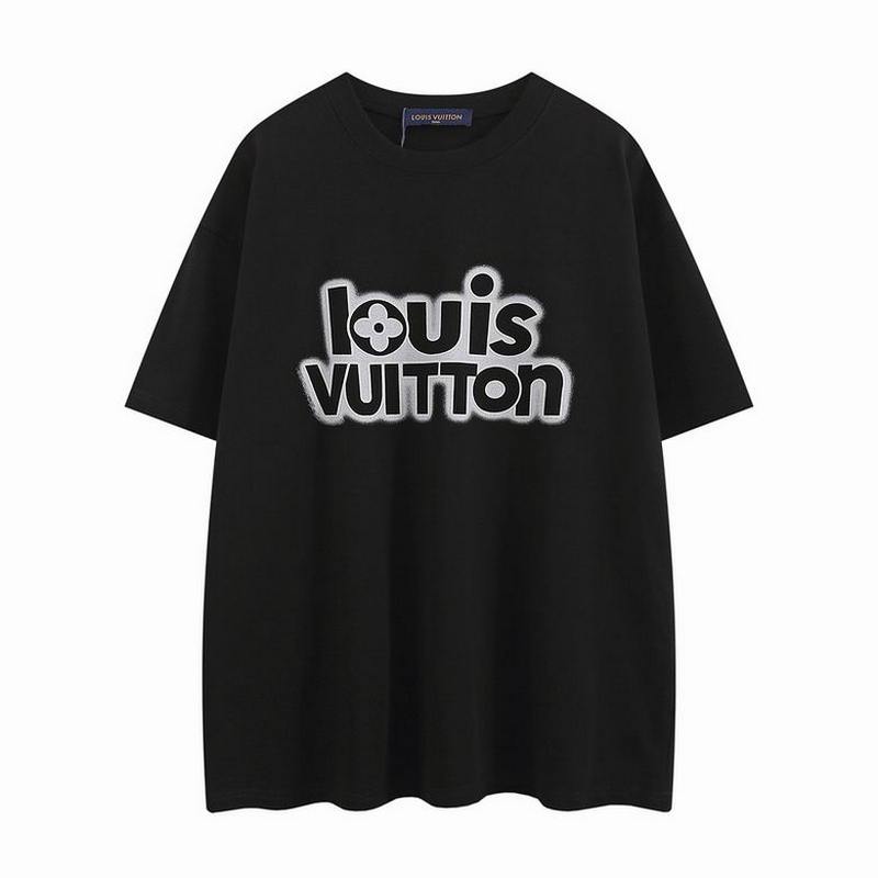 Louis Vuitton Men's T-shirts 2061